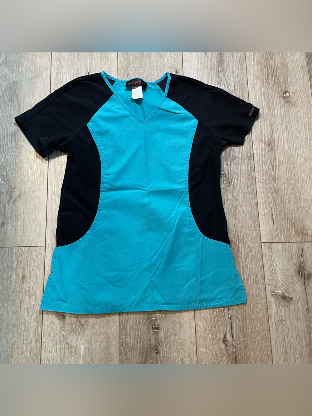 Baby Phat Vintage Y2K V-Neck Colorblock Medical Scrub Top Turquoise Black XS